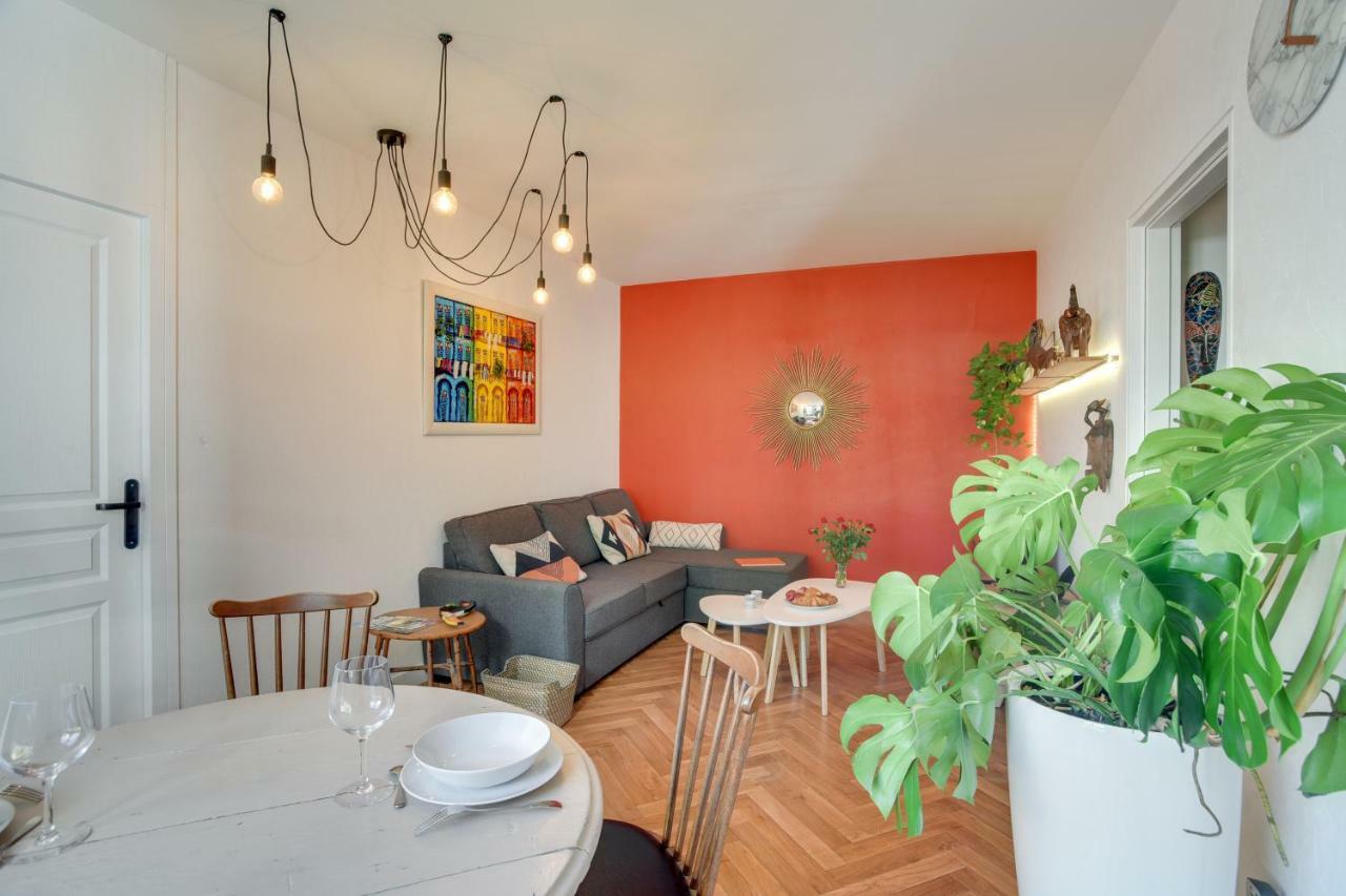 Votre Escale - Le Globe Trotteur Apartment Niort Luaran gambar